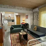 D&m Living * Patras
