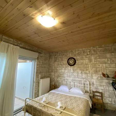 D&m Living Appartement Patras